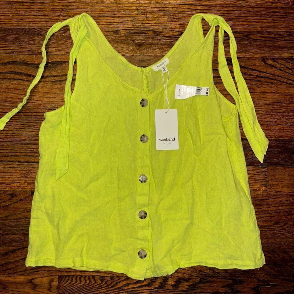 New Weekend Los Angeles Top